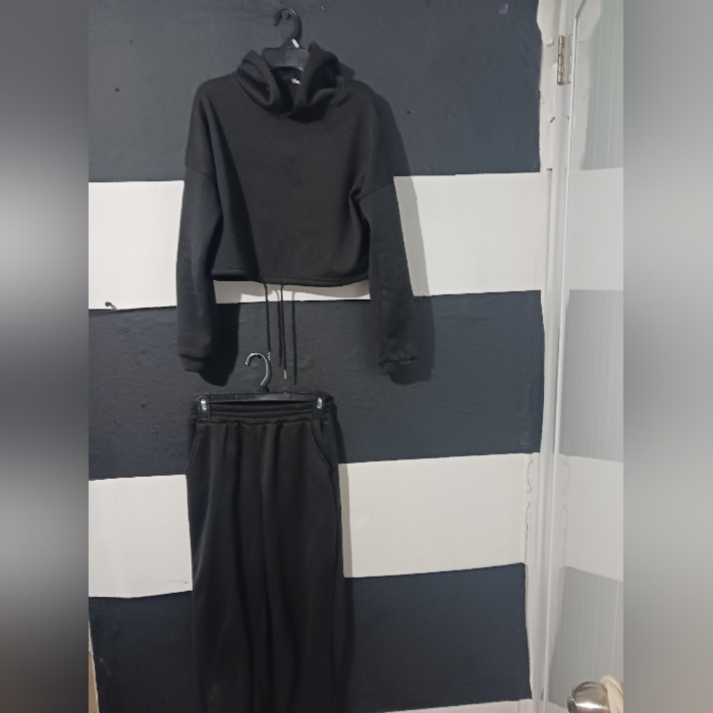 Women black jacket & pant set - Picture 2 of 11